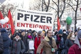 Falsche Polizisten bei Corona-Demo