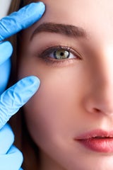 Gliding Brow Lift: Das neue Lifting der Brauen