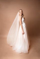 Miss Europe übt Hochzeit