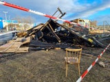 Brand bei besetzter Lobau-Baustelle
