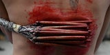Gläubige lassen sich ans Kreuz nageln