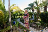 Dagmar Koller in ihrem prachtvollen Garten.