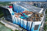 Die weltweit größte Skihalle wurde in Shanghai eröffnet.