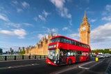 Der Elizabeth Tower ("Big Ben") ist das bekannteste Wahrenzeichen der Metropole. 