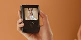 Motorola RAZR: Klapp-Handy mit Falt-Display