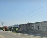 Auto geriet auf A2 in NÖ in Brand – Kind aus Wagen gerettet