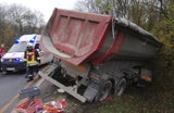 Horror-Crash: Kleintransporter crasht mit Sattelzug