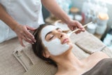 Penis Facial: Auf dieses Treatment schwören Sandra Bullock & Cate Blanchett