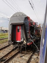 Aufräumarbeiten nach Zugunfall in Wien dauern bis Dienstagabend
