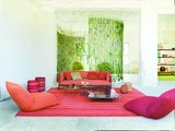 Paola Lenti spielt mit den Farben auf dezente Art. Schlicht, aber dennoch komplex. (Vespussi, Pod) paolalenti.it&nbsp;