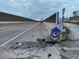 Sohn crasht auf S1 in Anpralldämpfer - Vater tot