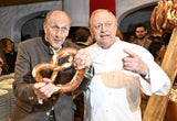 Der "Terminator" lud zur Weißwurst-Party