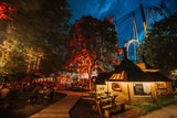 Das Feuerdorf im Wiener Prater eröffnet Sommersaison