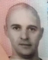 Juwelen-Raub: Polizei sucht diesen Pannen-Räuber
