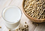 Milch - Unsere Tiere - Tag der Milch - Kuh- vs. Sojamilch - VGT - 02062019