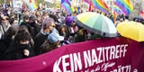 Eskalation bei Demo: Polizei setzt Pfefferspray ein