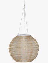 Magische Outdoor-Stimmung mit Lampions