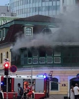 Großeinsatz bei Brand in ehemaligem Wiener-Kult-Lokal