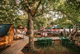 Das Feuerdorf im Wiener Prater eröffnet Sommersaison