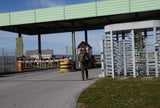 Militärdiensthunde zerfleischen Hundeführer in Kaserne