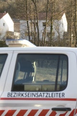 Wohnhaus-Explosion: Familie verletzt