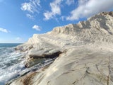 Die Scala dei Turchi ist ein aus Mergel bestehender, monumentaler Felsen in Realmonte.