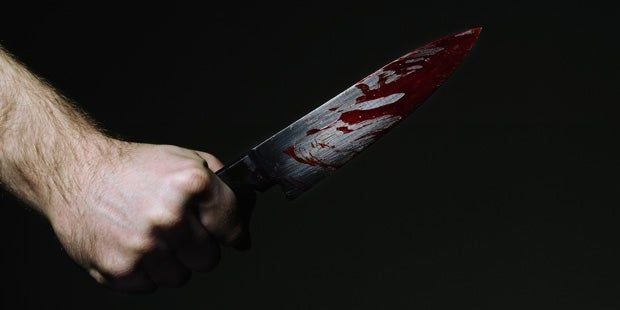 Ein Schweizer soll den Tiroler mit einem Messer attackiert haben