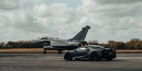 Bugatti Chrion tritt gegen Kampfjet an