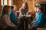 Ideen sammlen für die Landwirtschaft von morgen im Wohnzimmer der Alpenschule Tirol