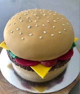 Australische Mama backt irre McDonalds's-Torte