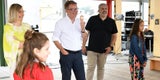Anschober stellt sich kritischen Kinderfragen in Linz