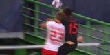 Blutiger Kopfstoß: Leipzig-Star wird am Spielfeld genäht