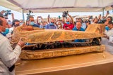 Sensationsfund! Altägyptische Sarkophage in Grabstätte entdeckt