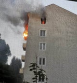 Dreifache Mutter sprang bei Brand in Wien aus Fenster - in kritischem Zustand