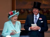 Queen Elisabeth II. beim Pferderennen in Ascot