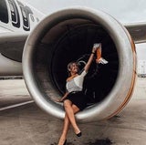Stewardess: Mini-Strafe für Sex mit Schüler (15)