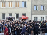 Nächste Demo eskaliert: Wieder Polizist verletzt