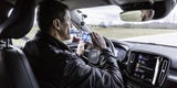 So gefährlich ist Ablenkung am Steuer