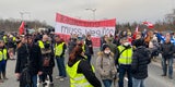 700 Menschen bei Corona-Demo in Salzburg: Keine Masken, kein Abstand