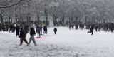 Corona-Hammer: 11.300 Euro Strafe – für diese Schneeballschlacht