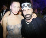 Bella Hadid: Sexy Auftritt in Paris