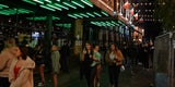 Vor Mini-Lockdown: Briten feiern wilde Corona-Party