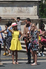 Reese Witherspoon & Tochter Ava besuchen den Vatikan