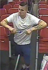 Masken-Sünder verprügeln Mann in ÖBB-Zug: Fahndung nach diesen Männern