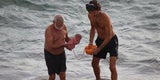 Dahab Frau bringt Baby im Meer zur Welt
