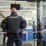 Großfahndung nach Messerattacke in Linz