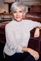 Birgit Schrowange im neuen Look für Adler