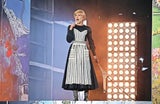 Conchita feiert wilde Oben-ohne-Party