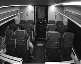 Polizei sucht diesen Schnellbahn-Randalierer