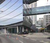 Alkolenker baut mit 100 km/h Crash vor Wiener Luxushotel